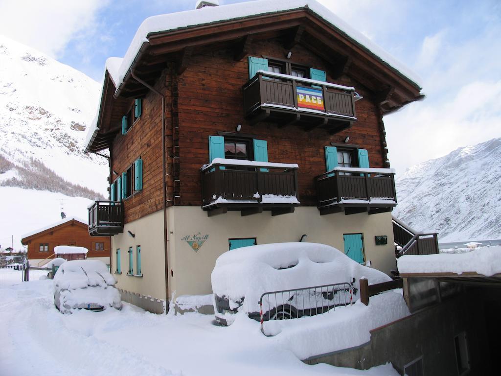 Art Apartments Casa Napell Ливиньо Экстерьер фото