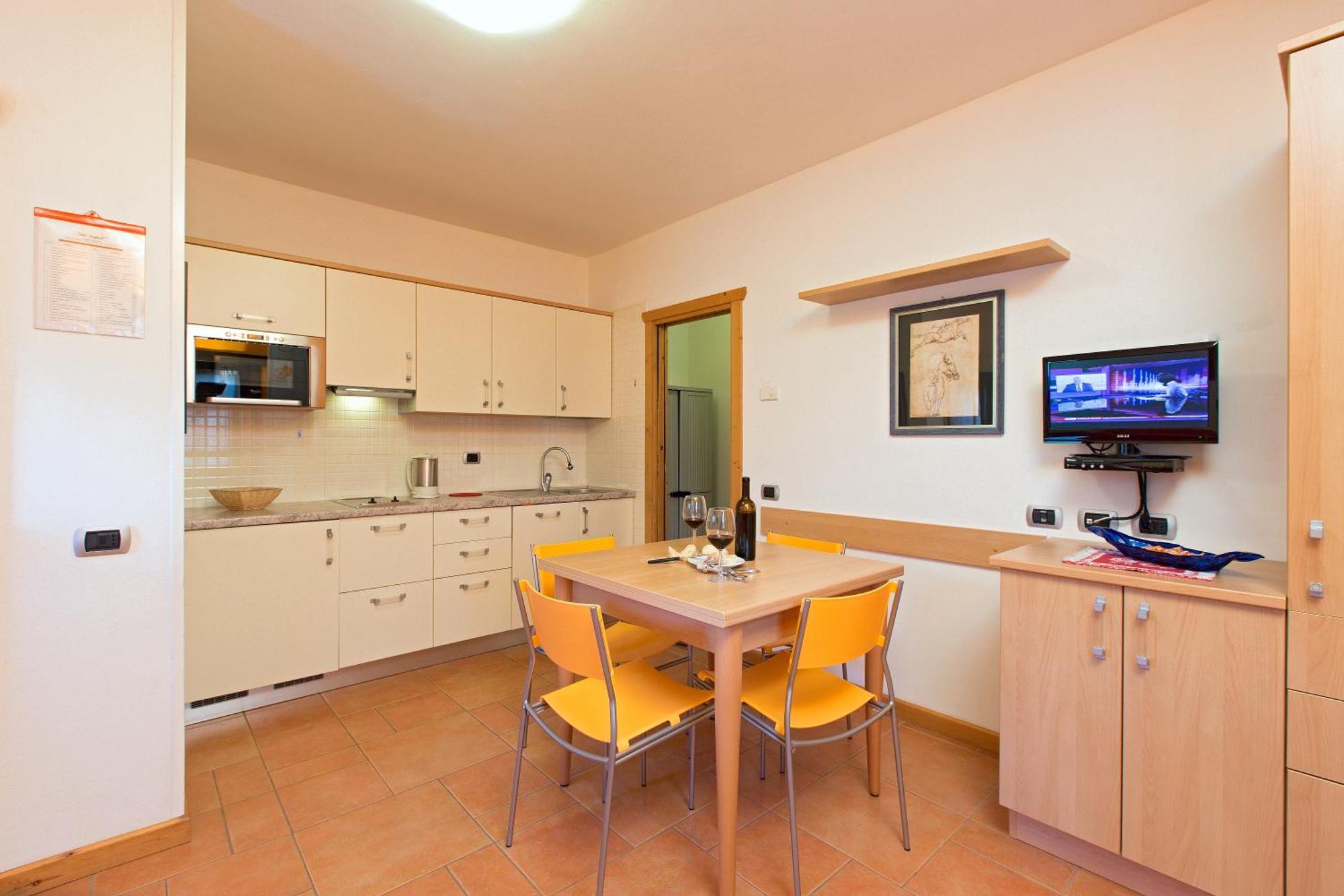 Art Apartments Casa Napell Ливиньо Экстерьер фото