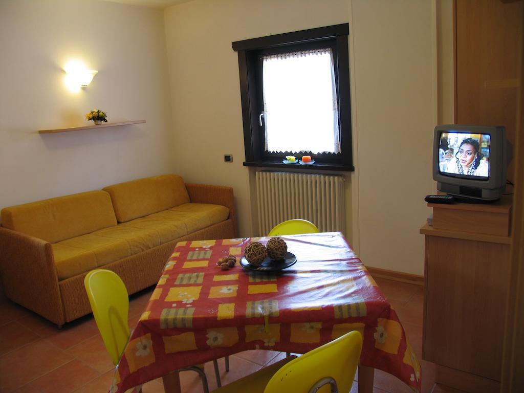 Art Apartments Casa Napell Ливиньо Номер фото
