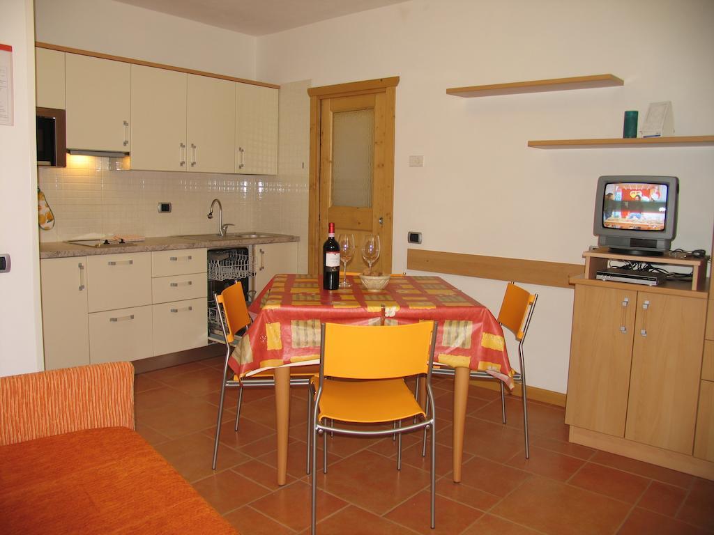 Art Apartments Casa Napell Ливиньо Номер фото