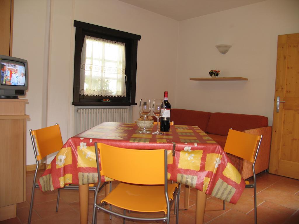 Art Apartments Casa Napell Ливиньо Номер фото
